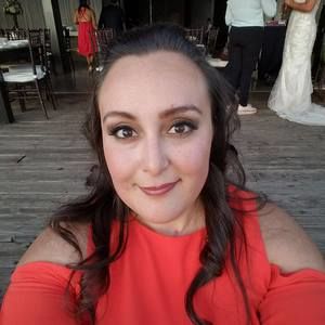 Meet your Posher, Cassandra